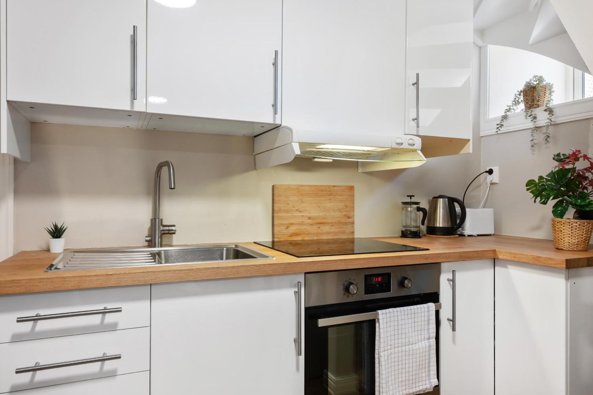 New! Modern City Apt: Central W/ Private Entrence Apartment Bergen Ngoại thất bức ảnh