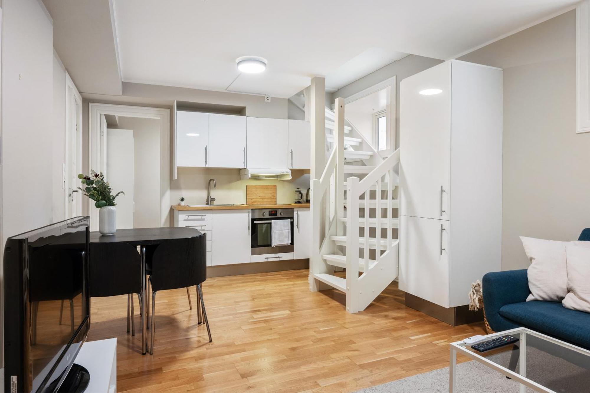 New! Modern City Apt: Central W/ Private Entrence Apartment Bergen Ngoại thất bức ảnh